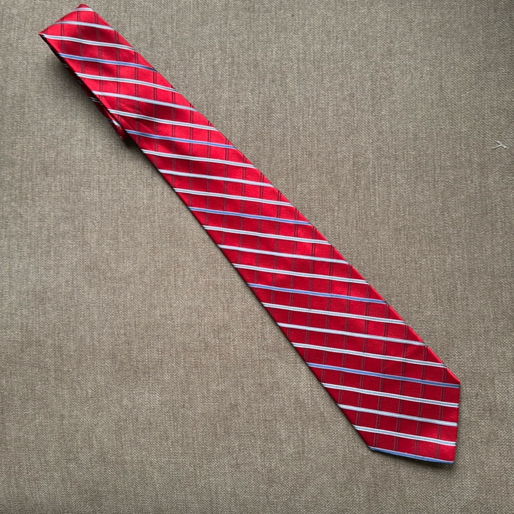 Jones New York tie